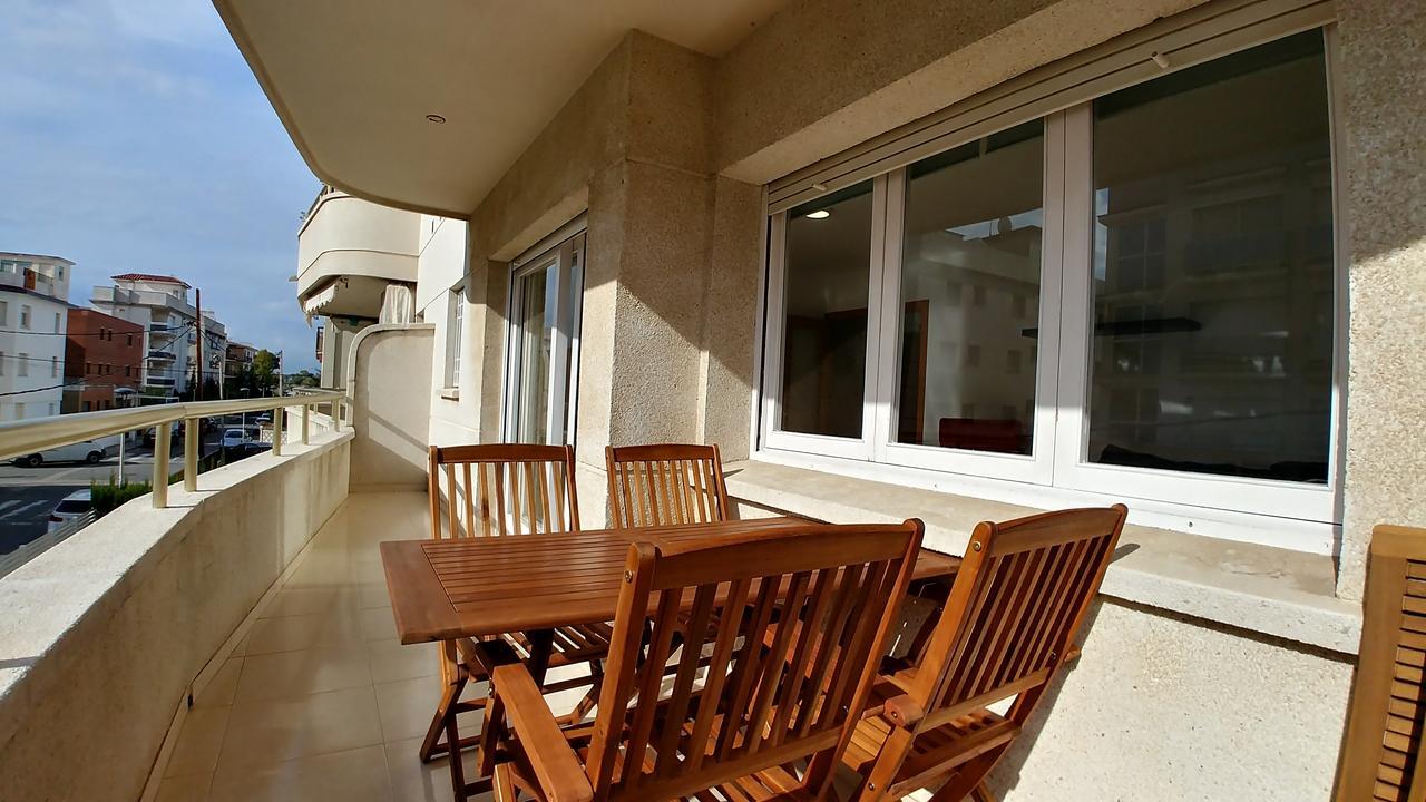 Lg Nice Apartment Calafell Bagian luar foto